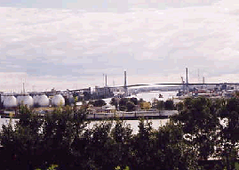 Blick von der Altonaer Terrasse auf den Hafen